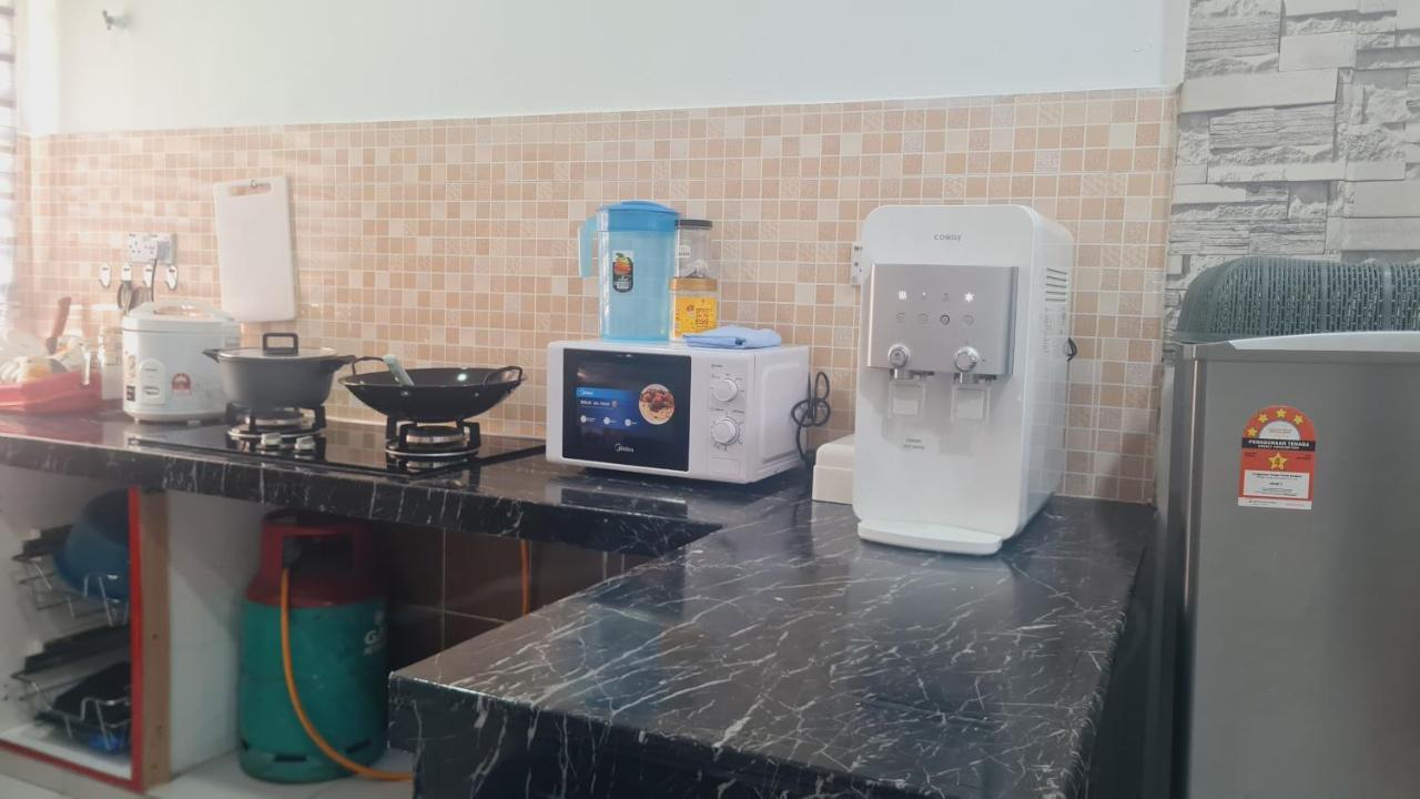 Вилла Anjung Klia House 31 With Neflix Бантинг Экстерьер фото
